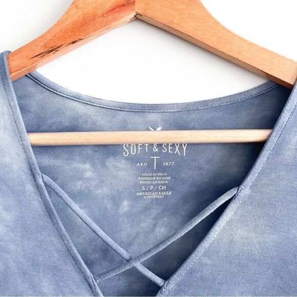 AEO Soft & Sexy Bell Sleeve Blue Tie Dye Top Women's S Cross Front V Neck - Picture 10 of 10